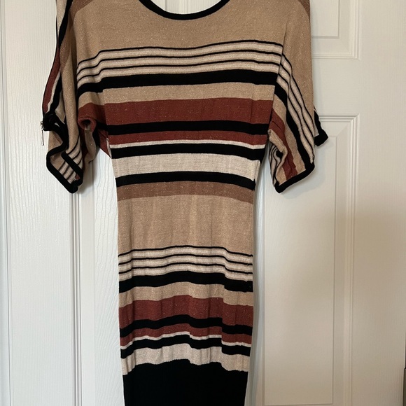 Vintage Arden B Sweater Dress with Zippered Shoulder Detail - Picture 3 of 5